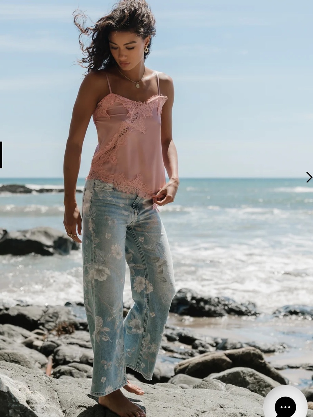VERVET High Rise Vintage Flair Jeans with Floral designs NWT - Picture 2 of 13